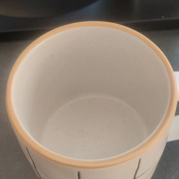 Grid Pattern Ceramic Mug - Picture 4 of 8